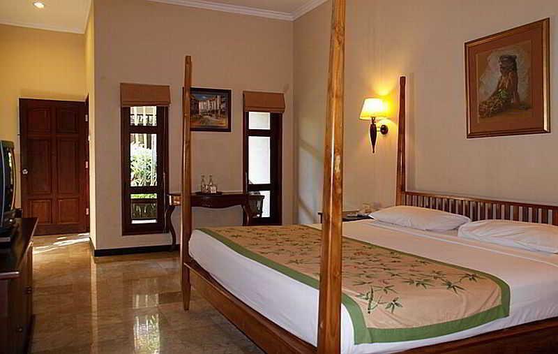 Hotel Puri Bambu Jimbaran Esterno foto