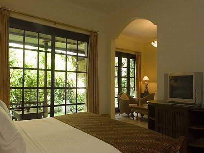 Hotel Puri Bambu Jimbaran Esterno foto