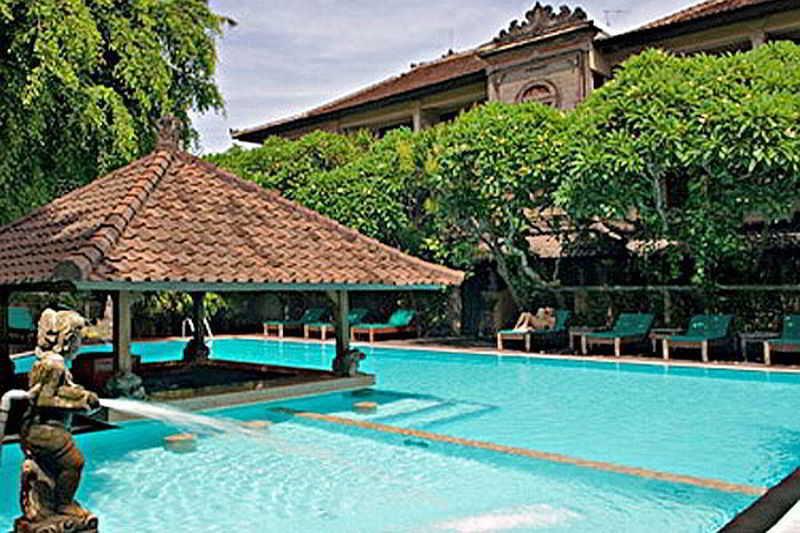Hotel Puri Bambu Jimbaran Esterno foto