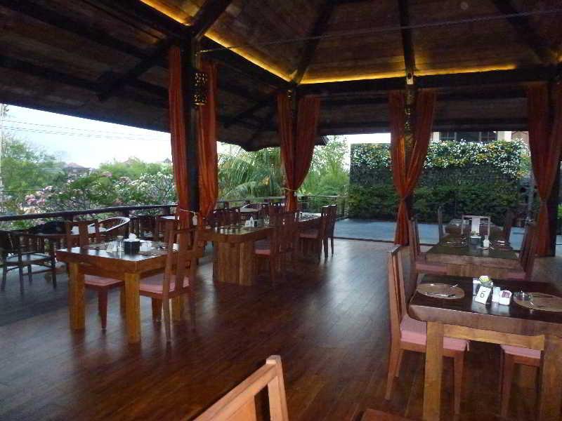 Hotel Puri Bambu Jimbaran Esterno foto