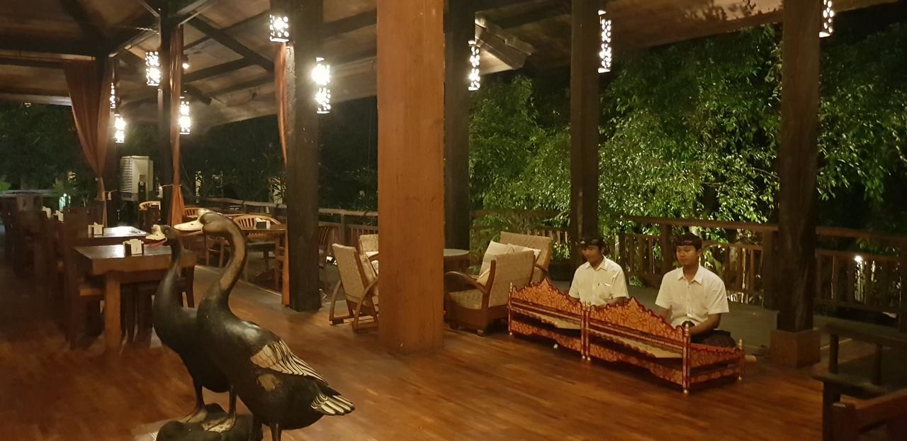 Hotel Puri Bambu Jimbaran Esterno foto